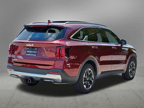 2025 Kia Sorento S