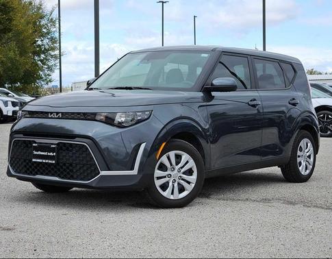 2024 Kia Soul LX