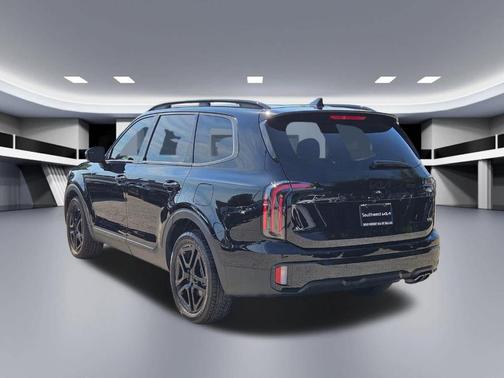 Ebony Black 2025 Kia Telluride SX X-Line