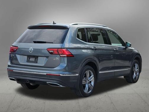 2018 Volkswagen Tiguan 2.0T SEL Premium