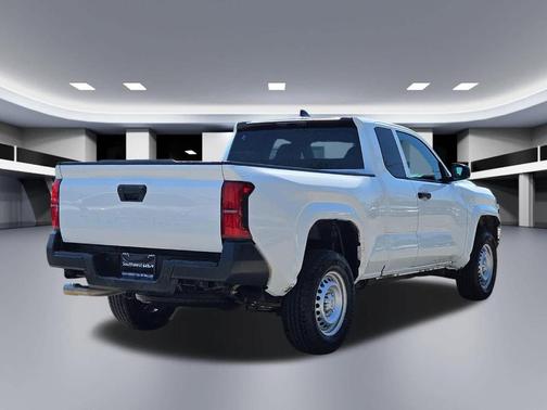 Ice 2024 Toyota Tacoma SR