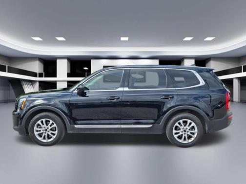 2022 Kia Telluride LX