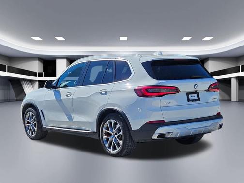2023 BMW X5 sDrive40i