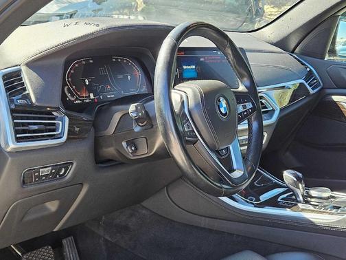 2023 BMW X5 sDrive40i