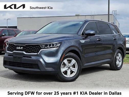 2022 Kia Sorento LX