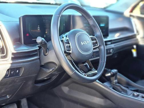 2024 Kia Sorento EX