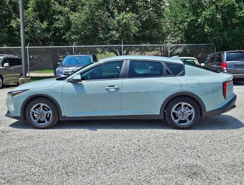 2025 Kia K4
