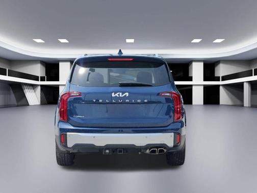 Midnight Black 2023 Kia Telluride S