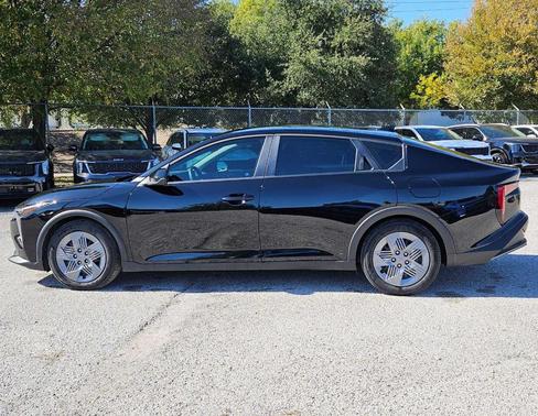 2025 Kia K4 LX