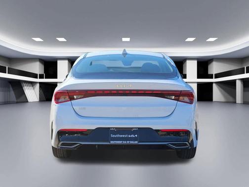 2023 Kia K5 LXS