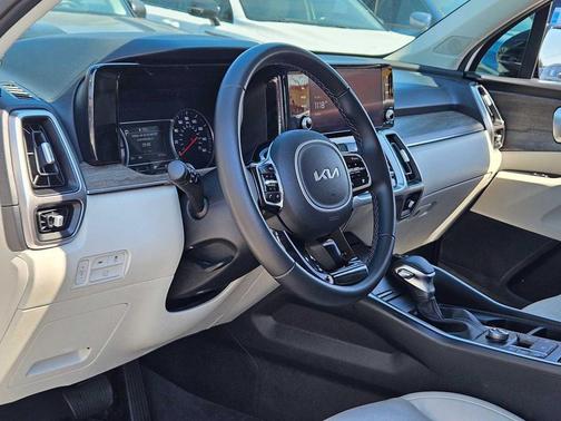 2022 Kia Sorento EX