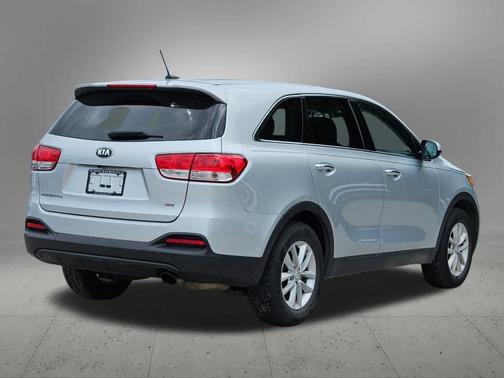 2018 Kia Sorento L