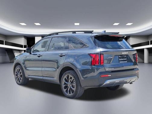 Gray 2023 Kia Sorento X-Line SX Prestige