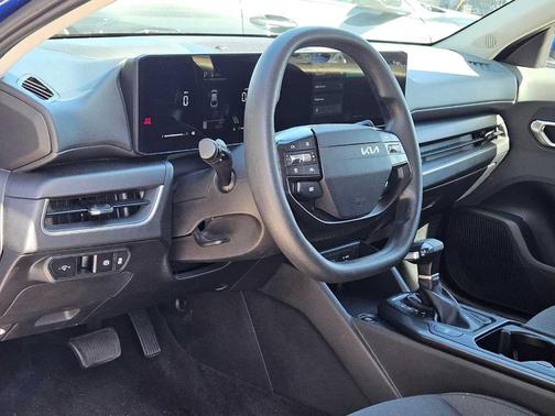 Deep Sea Blue 2025 Kia K4