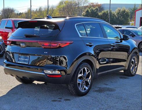 2022 Kia Sportage EX