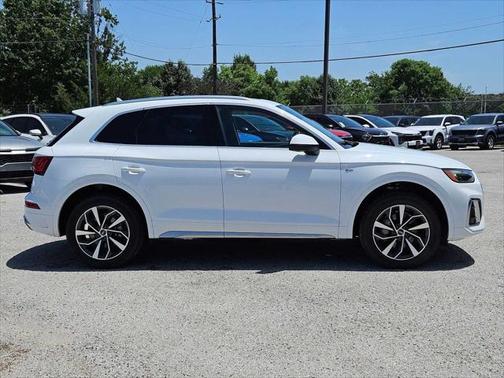 2024 Audi Q5 45 S line quattro Premium