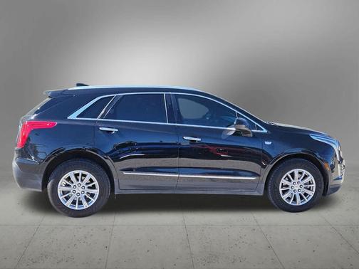 2017 Cadillac XT5 Base