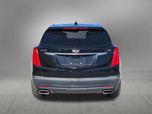 2017 Cadillac XT5 Base
