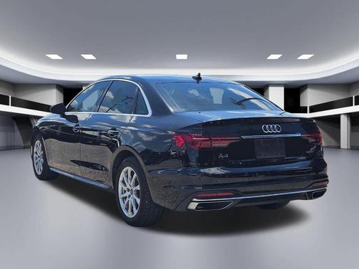 Mythos Black Metallic 2023 Audi A4 40 Premium