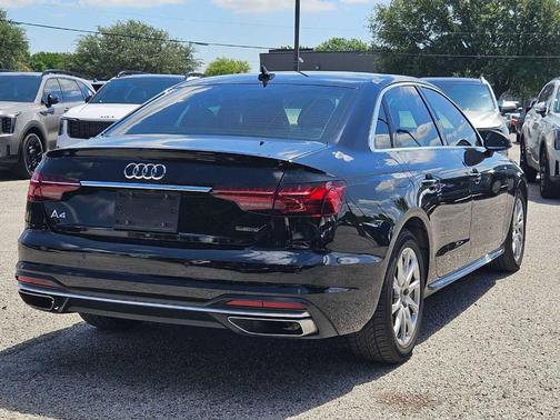 Mythos Black Metallic 2023 Audi A4 40 Premium