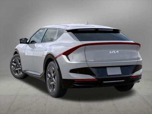 2025 Kia EV6 Light Long Range