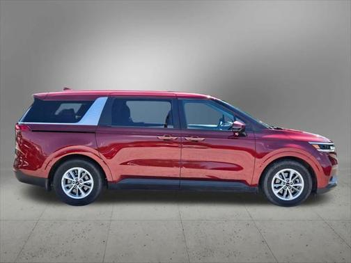 2022 Kia Carnival LXS
