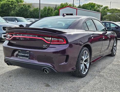 Hellraisin 2022 Dodge Charger GT