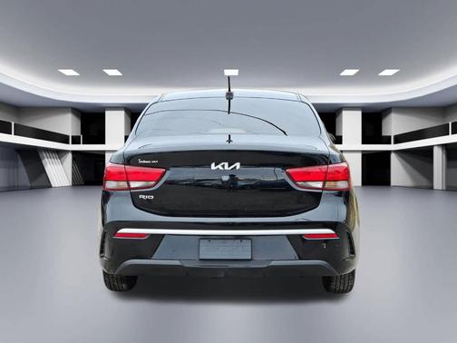 2022 Kia Rio S