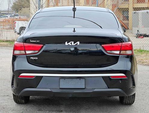 2022 Kia Rio S