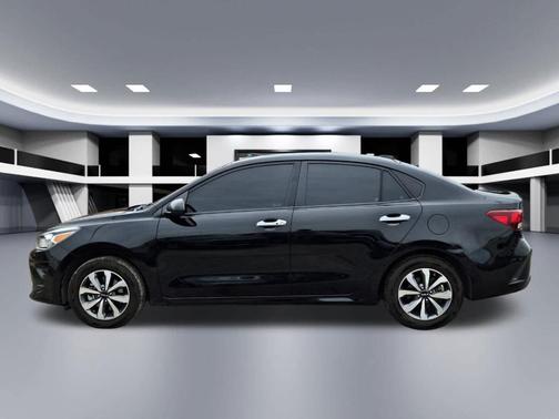 2022 Kia Rio S