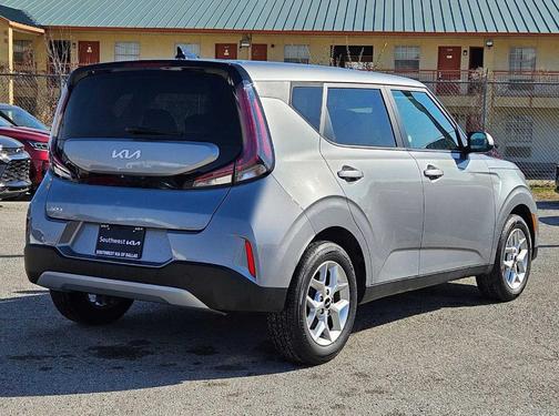 2024 Kia Soul LX