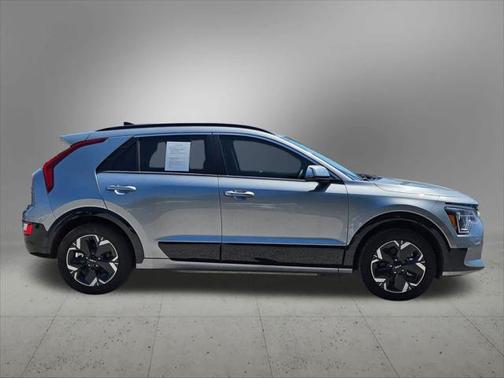 2023 Kia Niro EV Wind