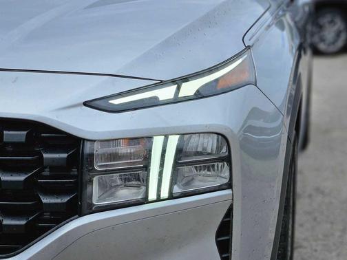 2021 Hyundai SANTA FE SE