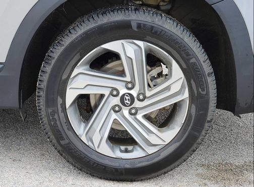 2021 Hyundai SANTA FE SE