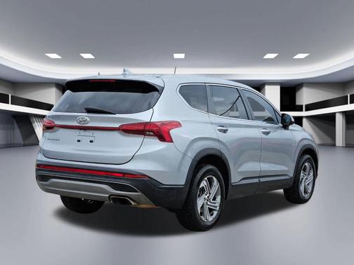 2021 Hyundai SANTA FE SE