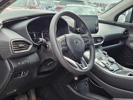 2021 Hyundai SANTA FE SE