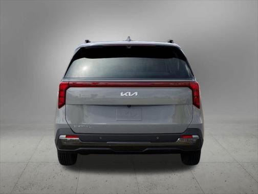 2025 Kia Carnival SX