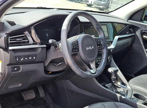 2022 Kia Niro EX Premium