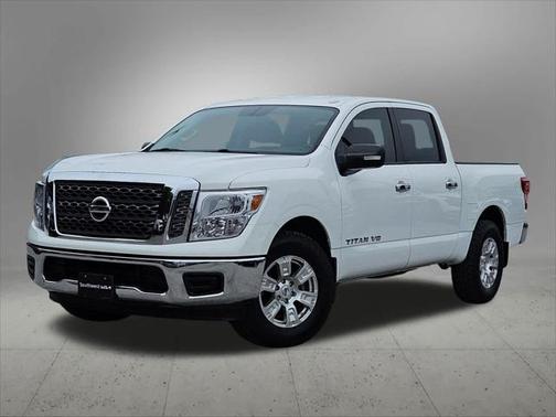 2018 Nissan Titan SV