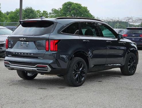 2022 Kia Sorento SX
