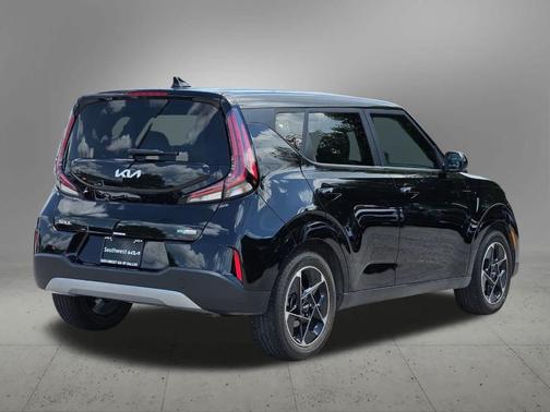 2023 Kia Soul EX