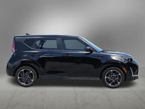 2023 Kia Soul EX
