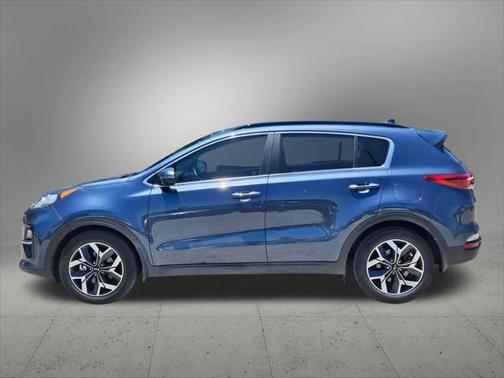 2022 Kia Sportage EX