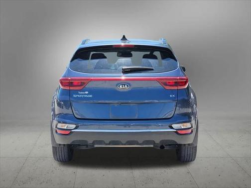 2022 Kia Sportage EX
