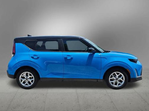 2023 Kia Soul S