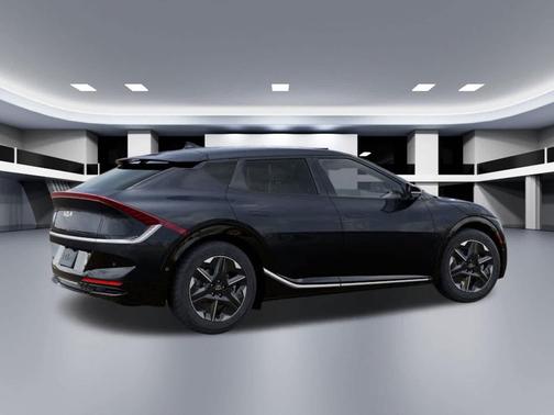 2025 Kia EV6 Wind