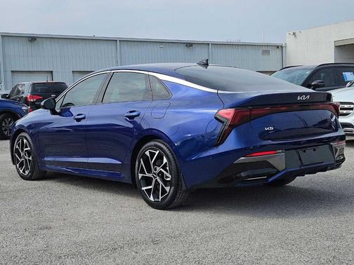 2025 Kia K5 EX