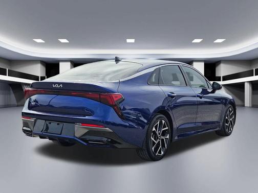 2025 Kia K5 EX