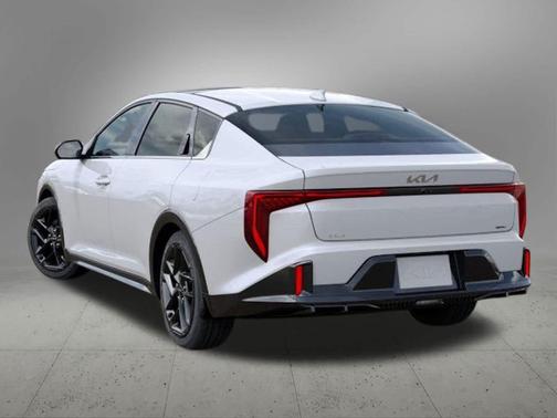 2025 Kia K4 GT-Line Turbo