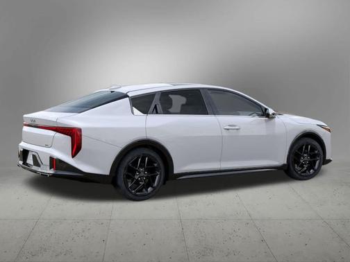 2025 Kia K4 GT-Line Turbo